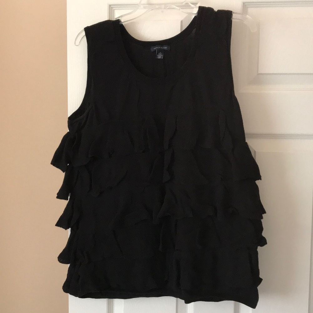 EUC Tommy Hilfiger sleeves top